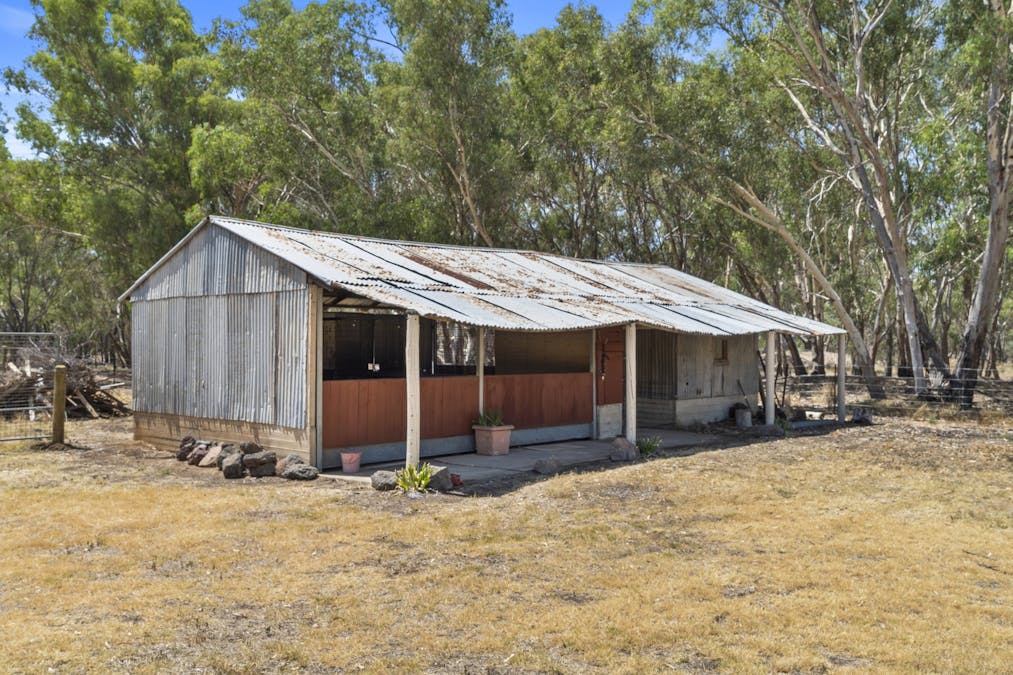 95 Creek Road, Numurkah, VIC, 3636 - Image 21