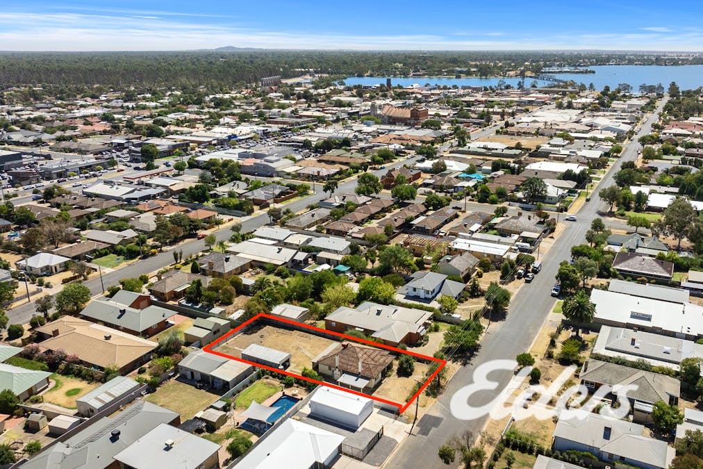 77 Lynch Street, Yarrawonga, VIC, 3730 - Image 2