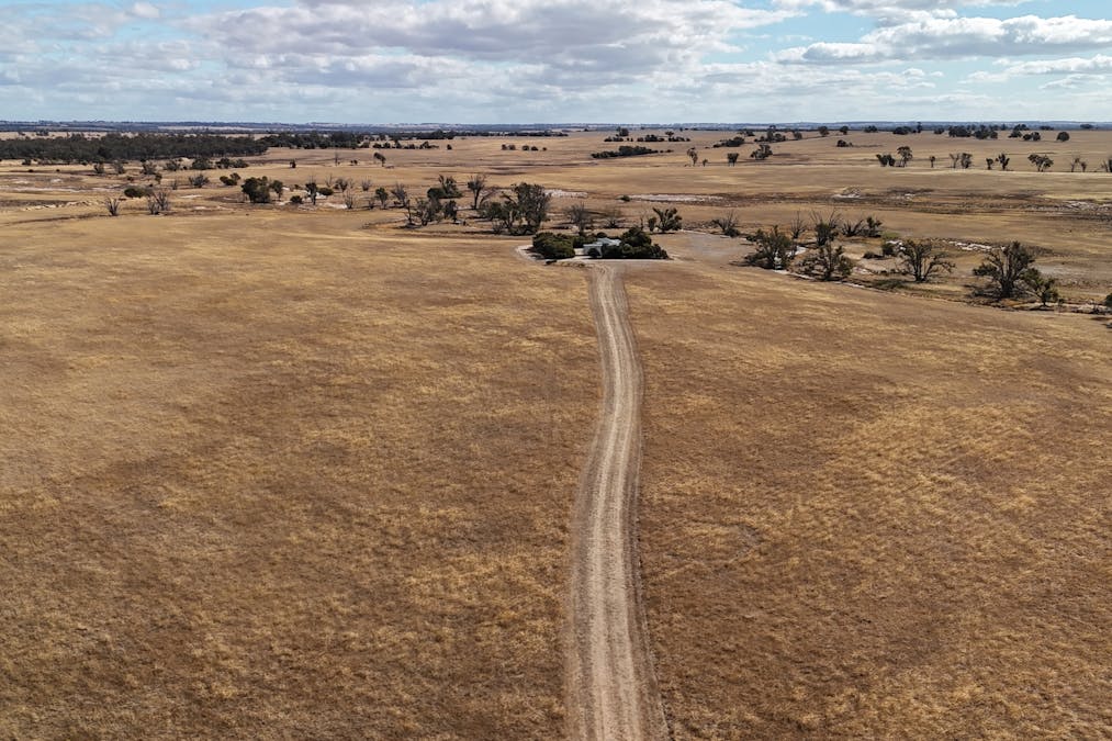 1913 South Greenhills Road, Tambellup, WA, 6320 - Image 6