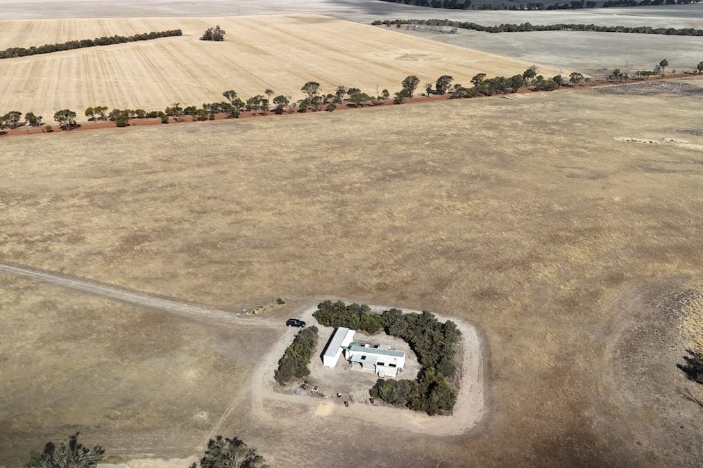 1913 South Greenhills Road, Tambellup, WA, 6320 - Image 2