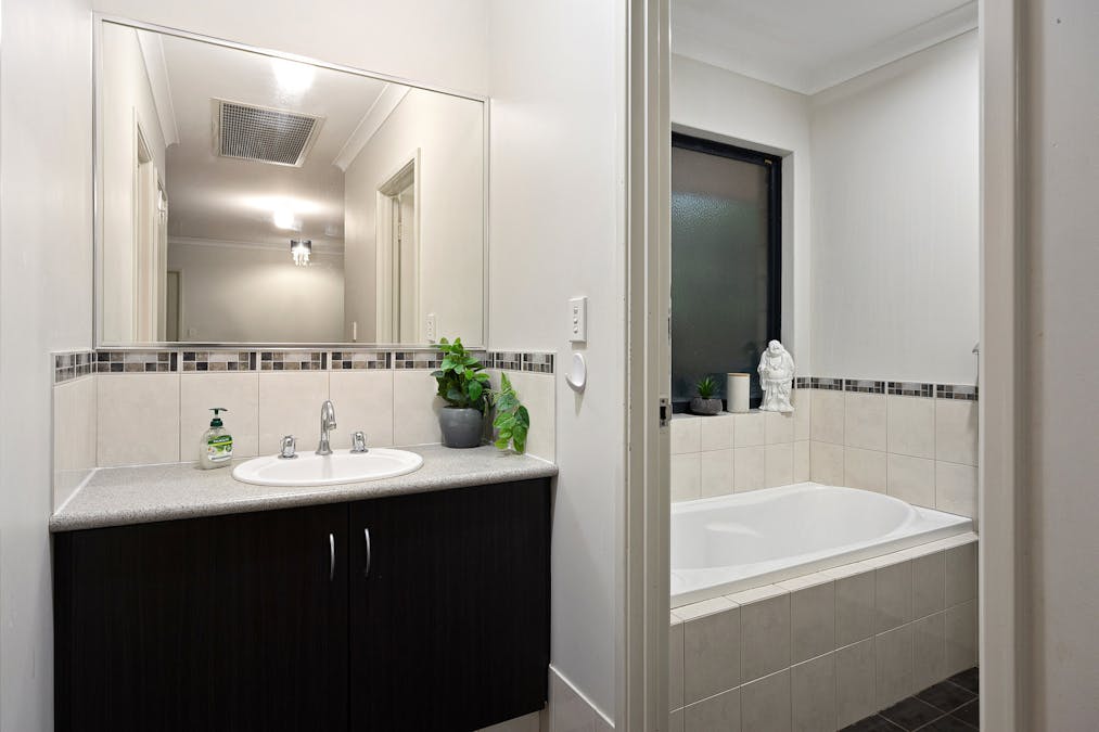 16 Fendam Street, Waikiki, WA, 6169 - Image 15