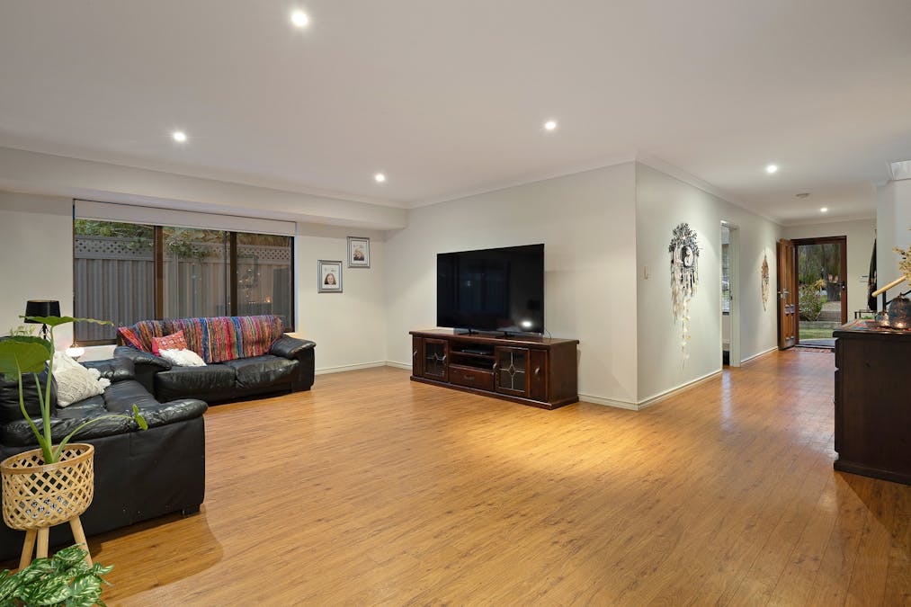 16 Fendam Street, Waikiki, WA, 6169 - Image 3