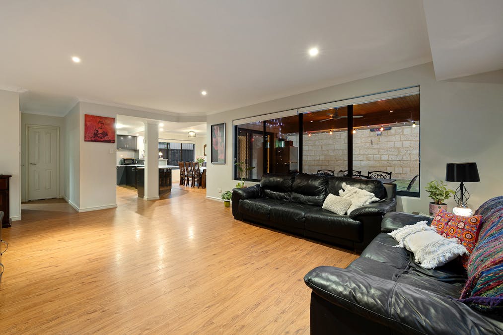 16 Fendam Street, Waikiki, WA, 6169 - Image 4