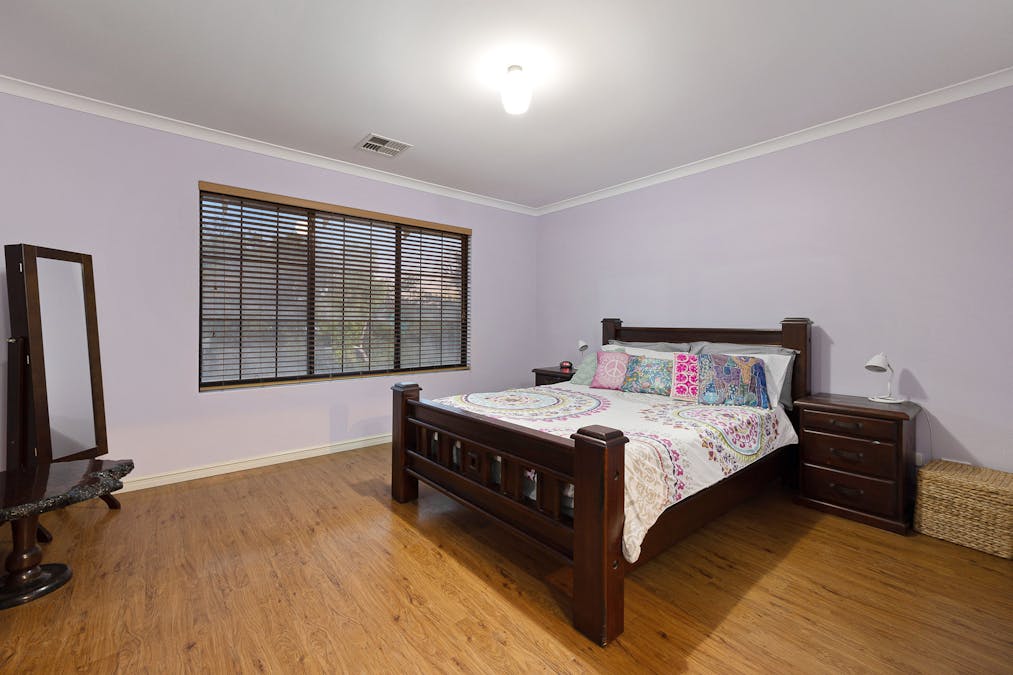 16 Fendam Street, Waikiki, WA, 6169 - Image 11