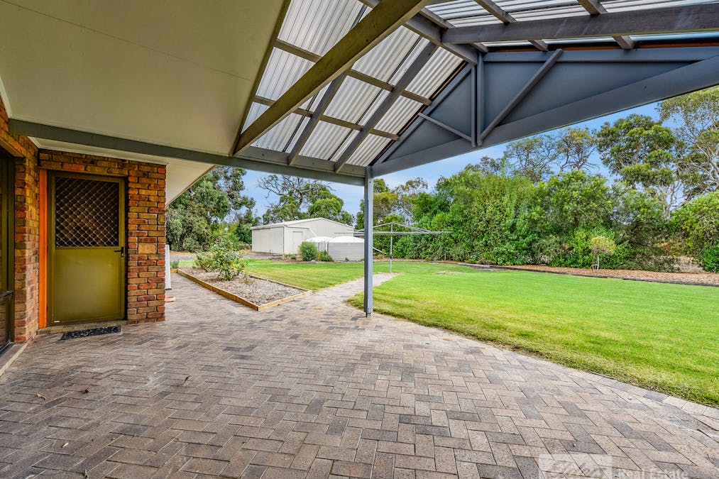 6 Matheson Road, Millicent, SA, 5280 - Image 17