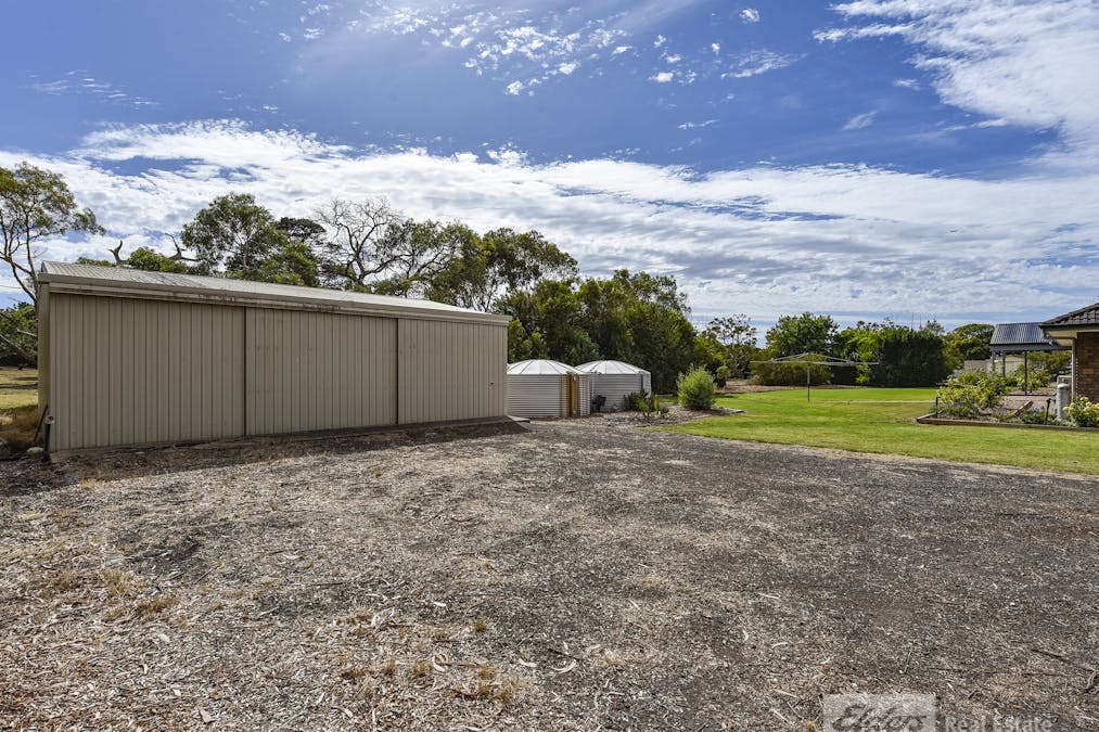 6 Matheson Road, Millicent, SA, 5280 - Image 20