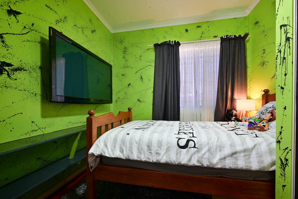 35 Gordon Street, Whyalla Norrie, SA, 5608 - Image 12