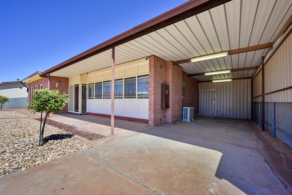 35 Gordon Street, Whyalla Norrie, SA, 5608 - Image 3