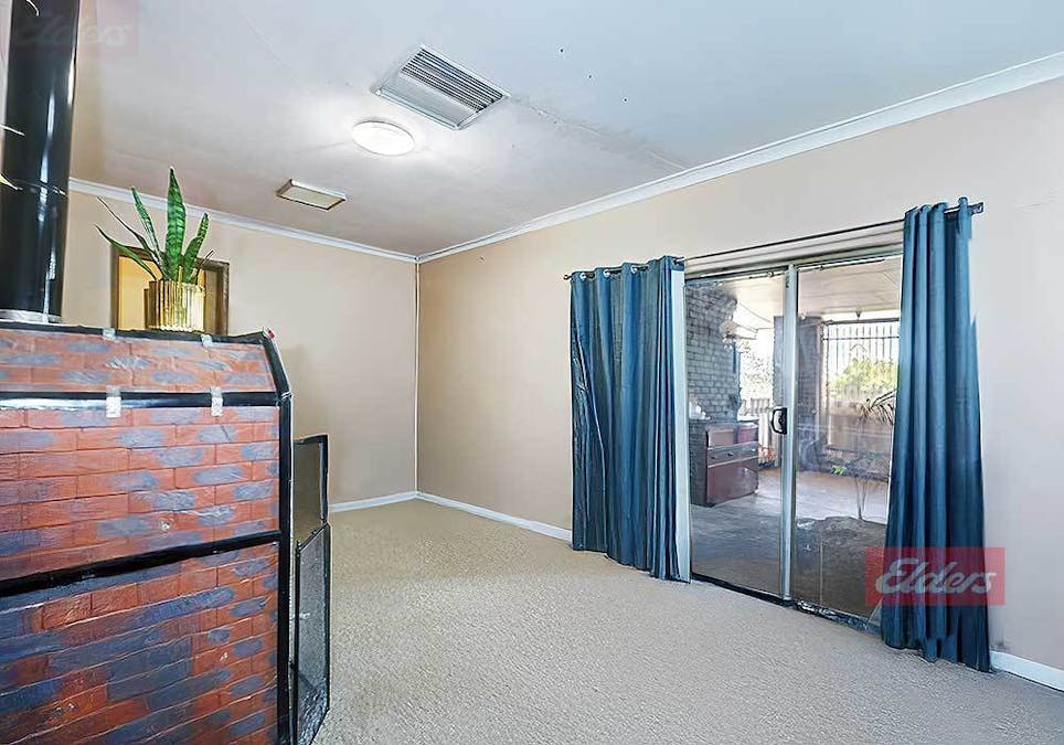 2 Hough Street, Narrogin, WA, 6312 - Image 13