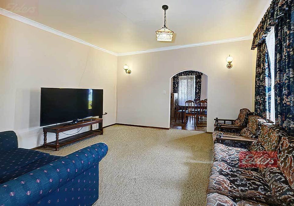 2 Hough Street, Narrogin, WA, 6312 - Image 11