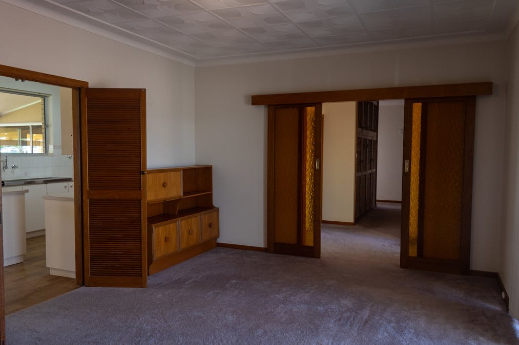 40 Cunningham Street, Merredin, WA, 6415 - Image 8