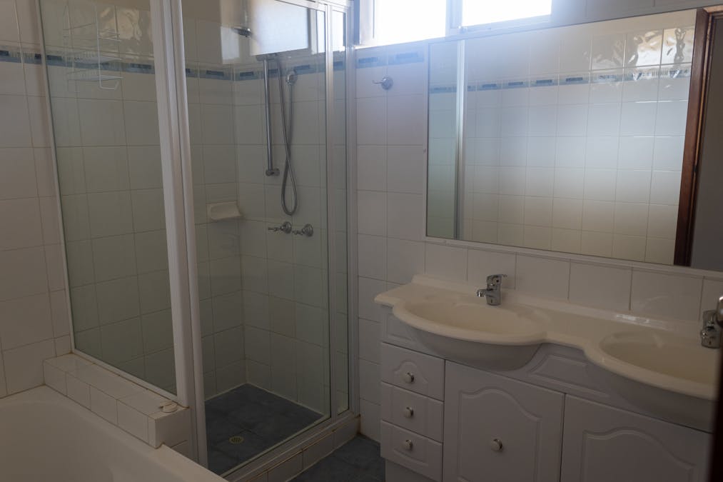 40 Cunningham Street, Merredin, WA, 6415 - Image 10