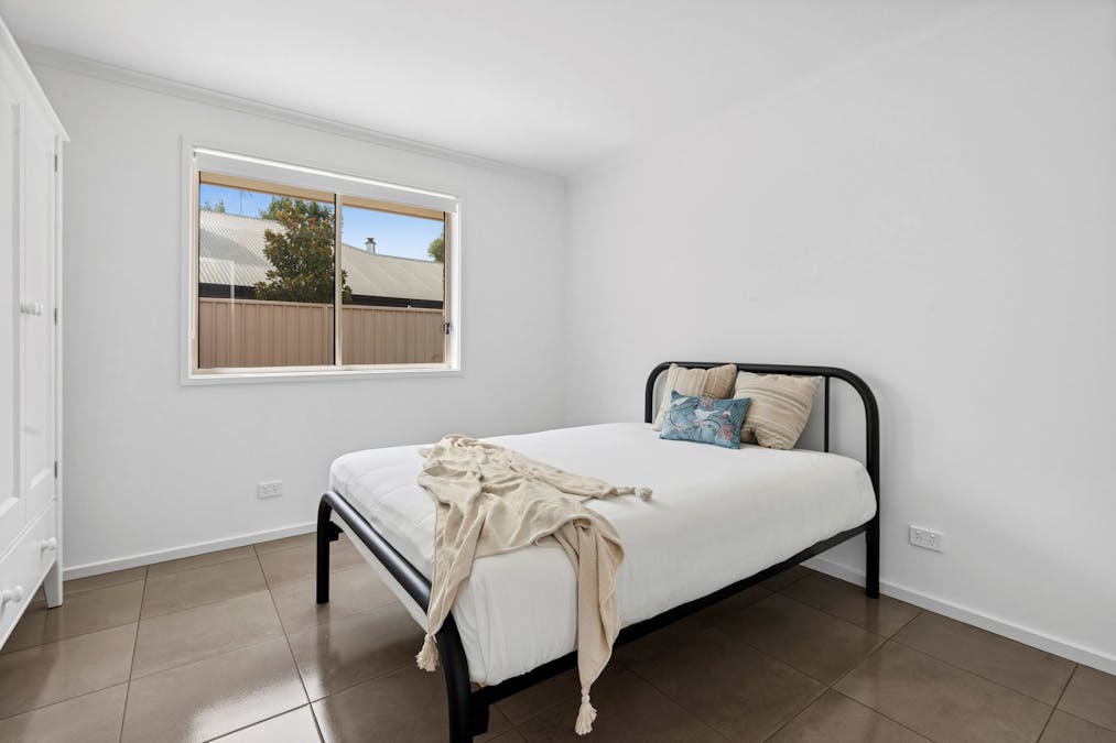 16 Palm Court, Renmark, SA, 5341 - Image 12