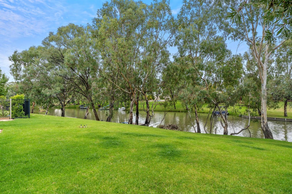 16 Palm Court, Renmark, SA, 5341 - Image 2