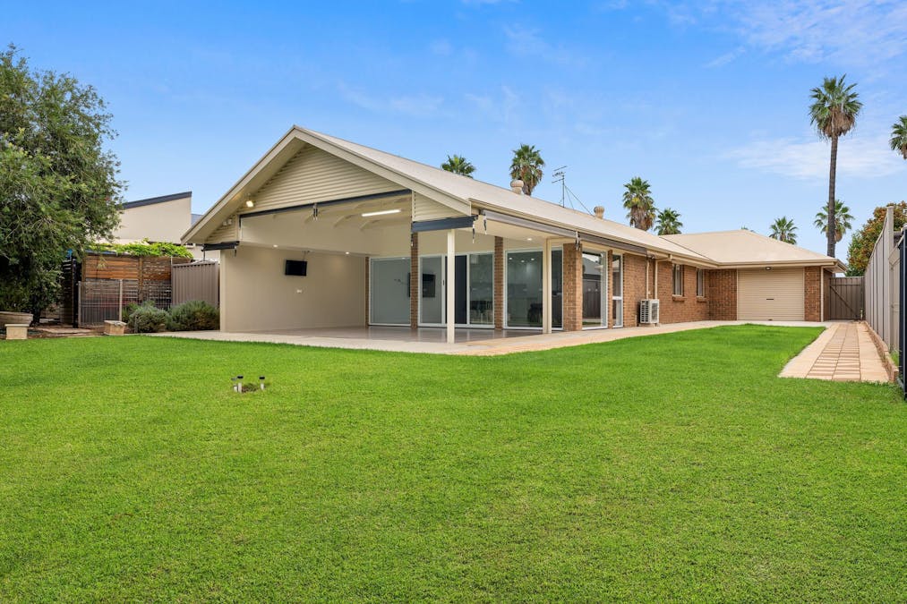 16 Palm Court, Renmark, SA, 5341 - Image 4