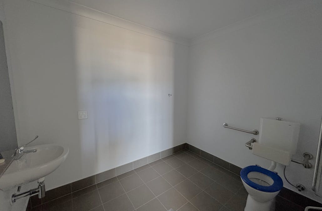 11/12 Corporation Avenue, Robin Hill, NSW, 2795 - Image 6