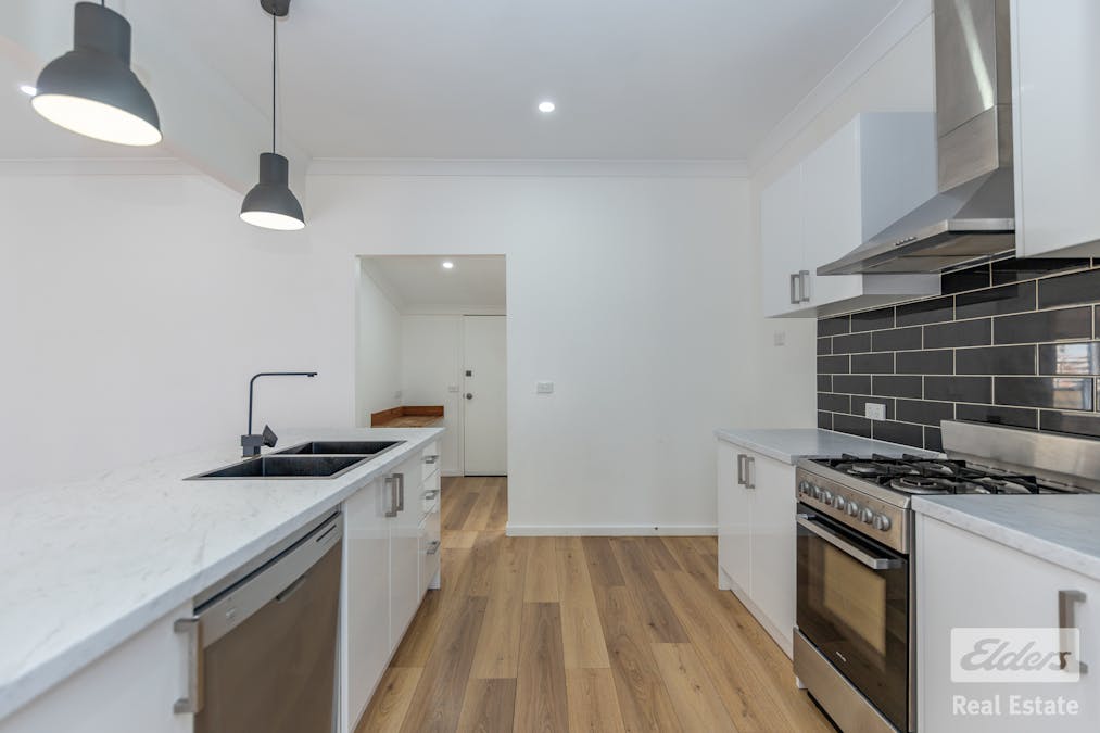 5 Yalbaroo Road, Northam, WA, 6401 - Image 5