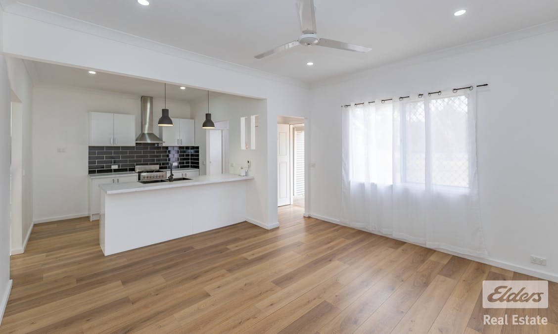 5 Yalbaroo Road, Northam, WA, 6401 - Image 7