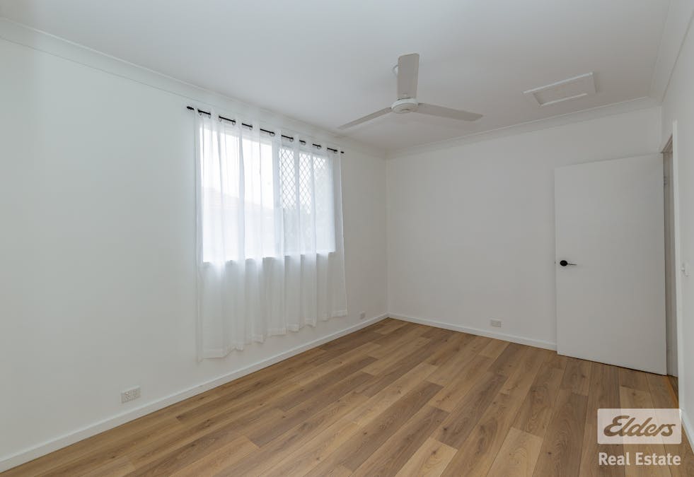 5 Yalbaroo Road, Northam, WA, 6401 - Image 11