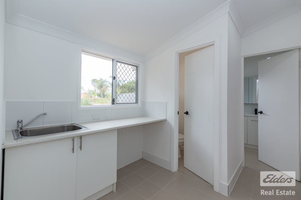 5 Yalbaroo Road, Northam, WA, 6401 - Image 14