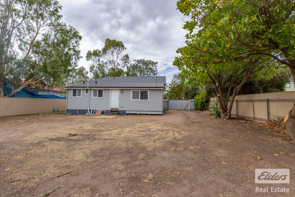 5 Yalbaroo Road, Northam, WA, 6401 - Image 15