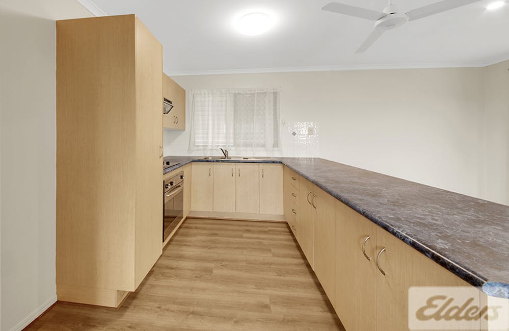 8A Robertson Close, New Auckland, QLD, 4680 - Image 4