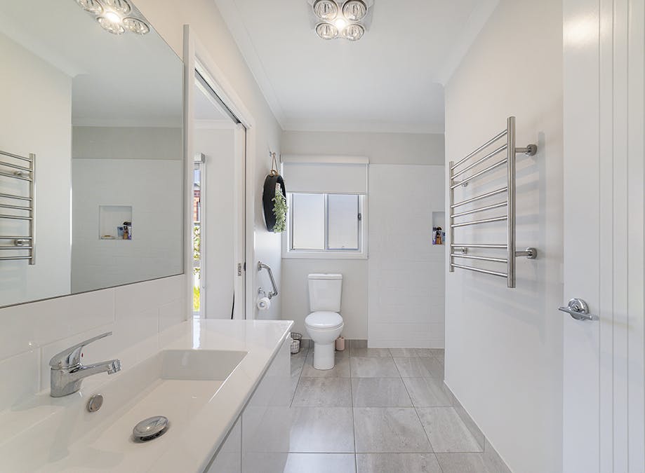 1/38 Pope Street, Hamilton, VIC, 3300 - Image 8