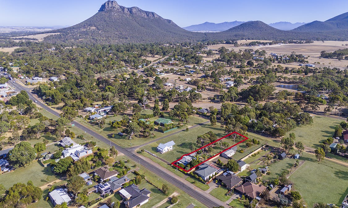 32 Parker Street, Dunkeld, VIC, 3294 - Image 9