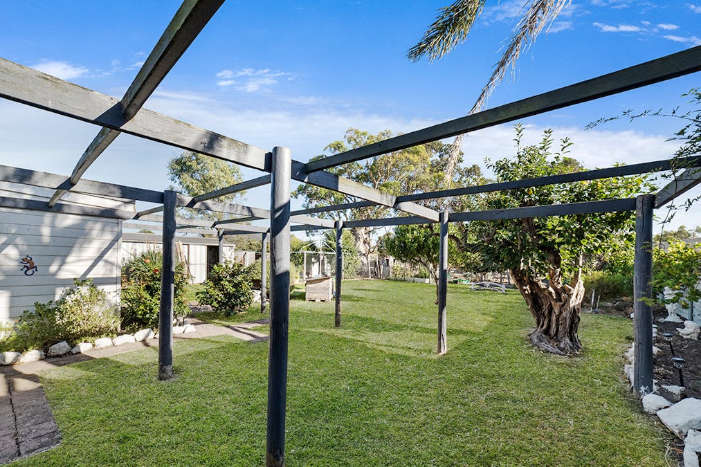 32 Parker Street, Dunkeld, VIC, 3294 - Image 8