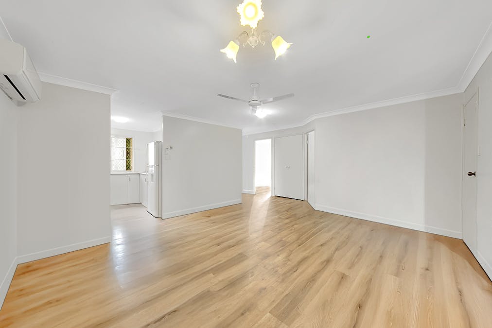 1+2/4 Carinya Drive, Clinton, QLD, 4680 - Image 2