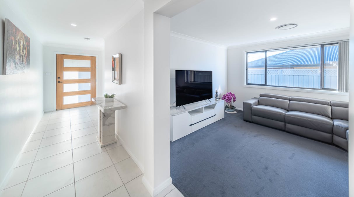 102 Champagne Drive, Dubbo, NSW, 2830 - Image 6