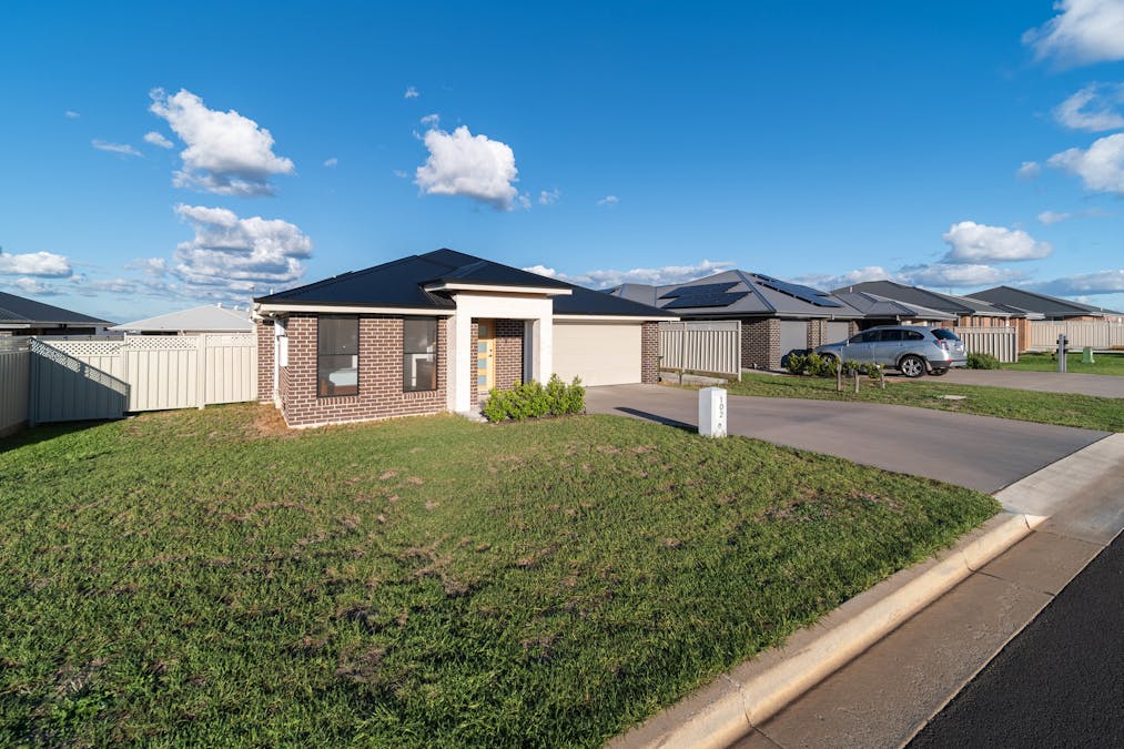 102 Champagne Drive, Dubbo, NSW, 2830 - Image 21