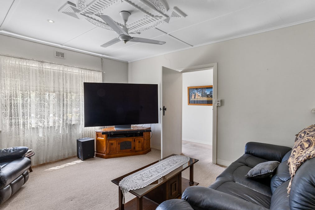 4 West Street, Burra, SA, 5417 - Image 4
