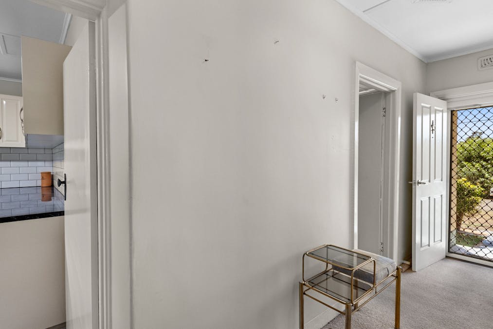 4 West Street, Burra, SA, 5417 - Image 10