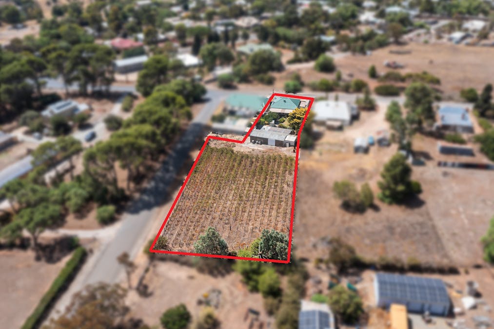 4 West Street, Burra, SA, 5417 - Image 22