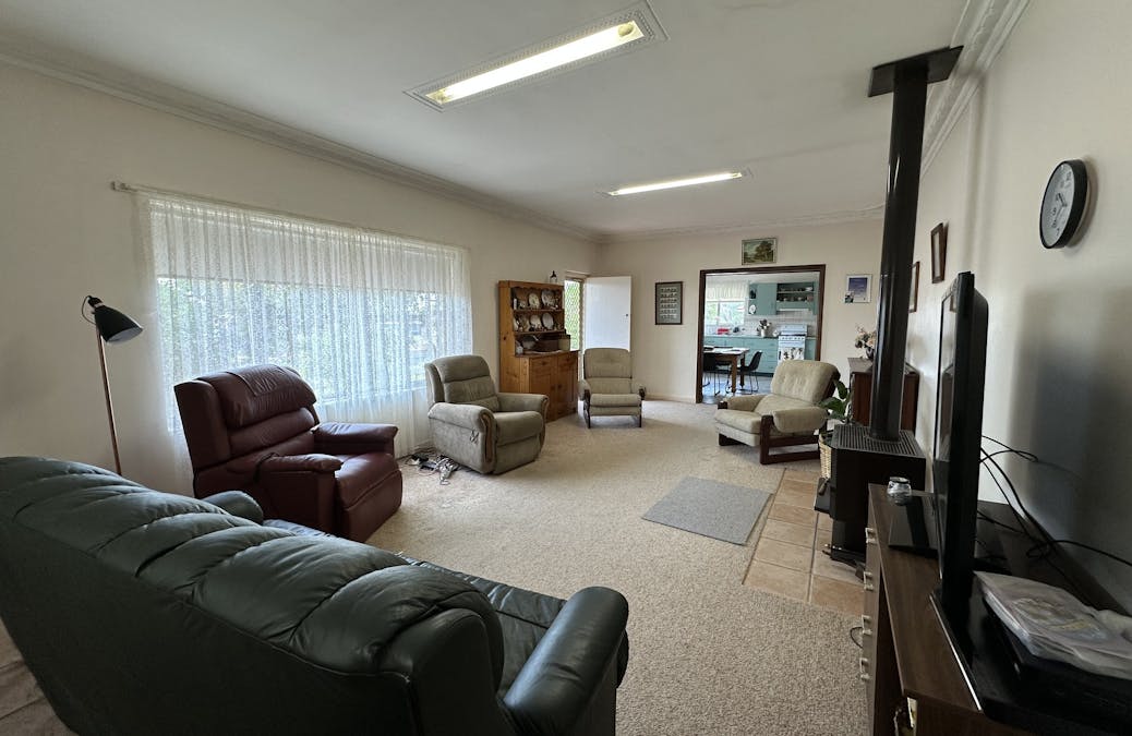 32 Arbour Street, Katanning, WA, 6317 - Image 3