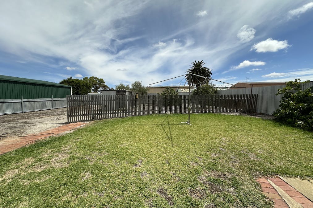 32 Arbour Street, Katanning, WA, 6317 - Image 24