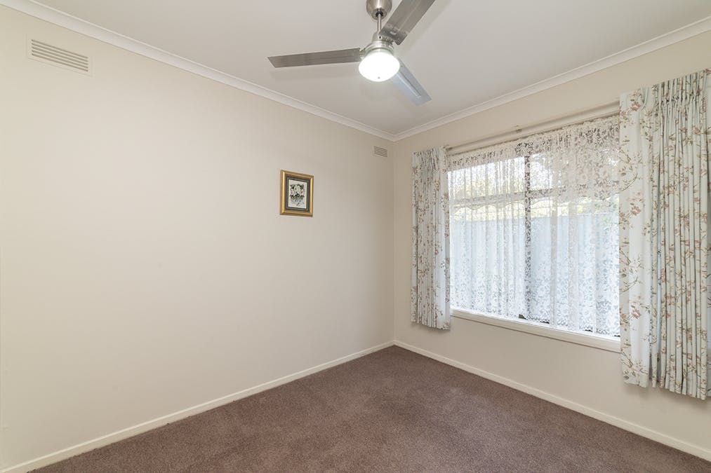 3/13 Alexandra Parade, Hamilton, VIC, 3300 - Image 8