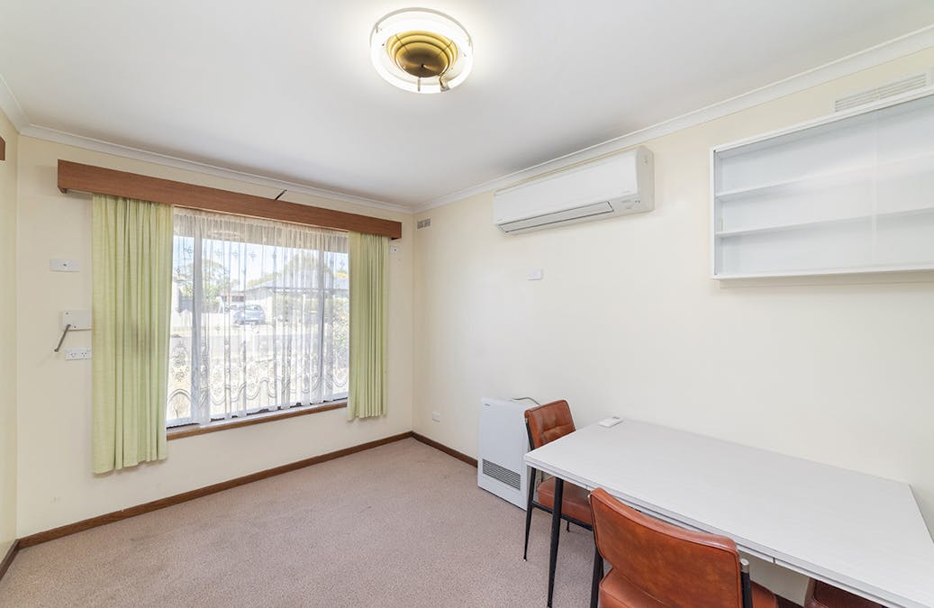 26 Leahy Street, Hamilton, VIC, 3300 - Image 4