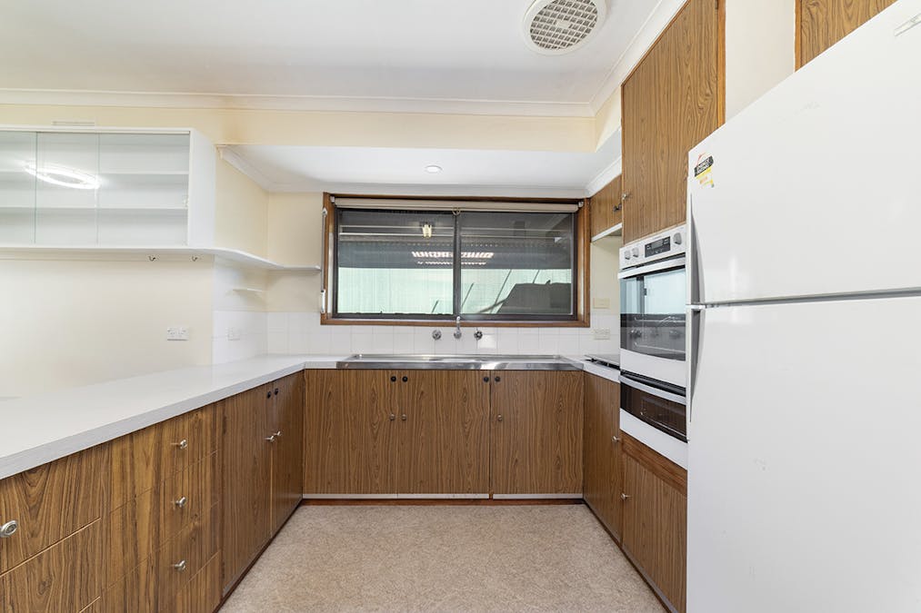26 Leahy Street, Hamilton, VIC, 3300 - Image 3