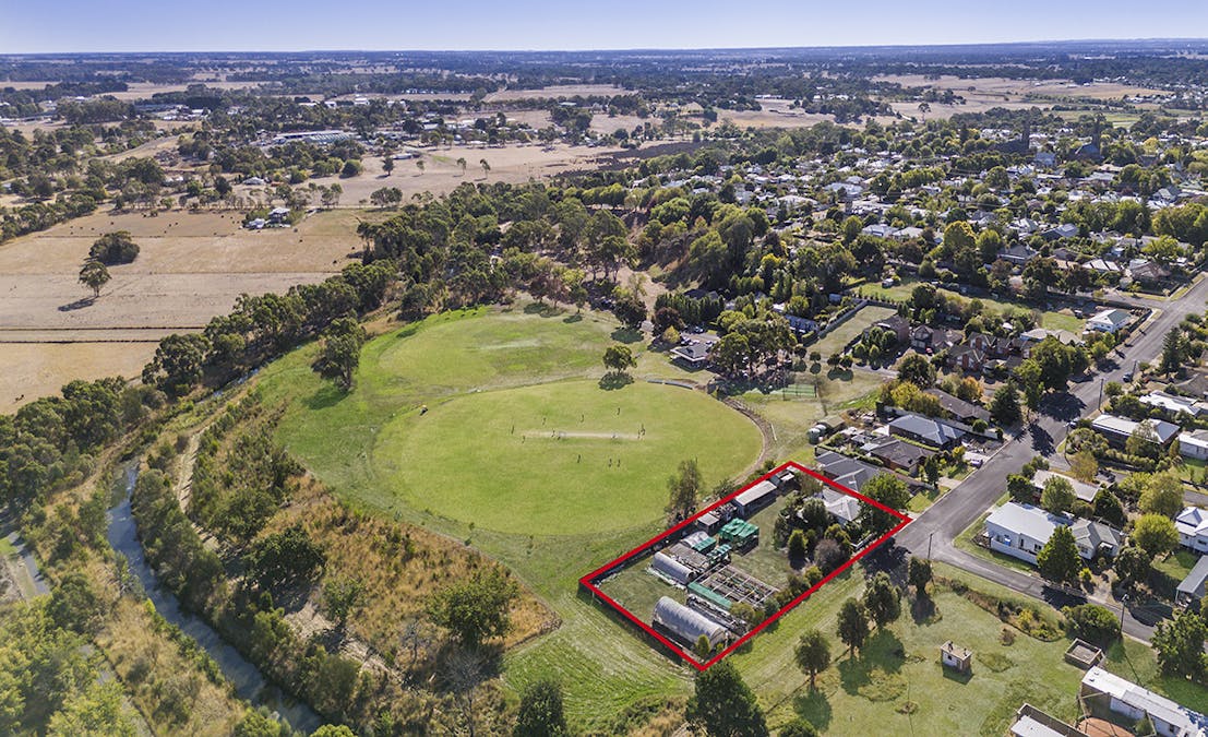 11 Kennedy Street, Hamilton, VIC, 3300 - Image 12