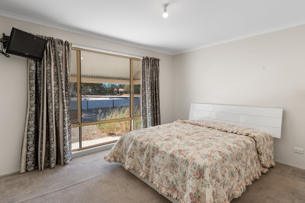 33 Muirkirk Street, Jamestown, SA, 5491 - Image 11