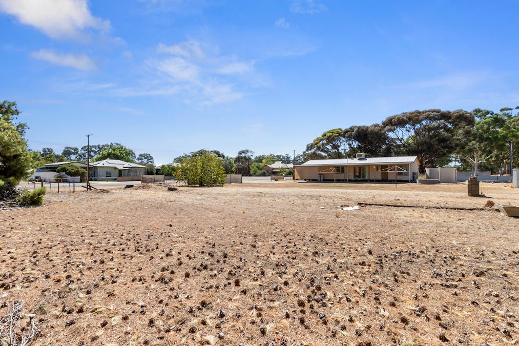 33 Muirkirk Street, Jamestown, SA, 5491 - Image 18