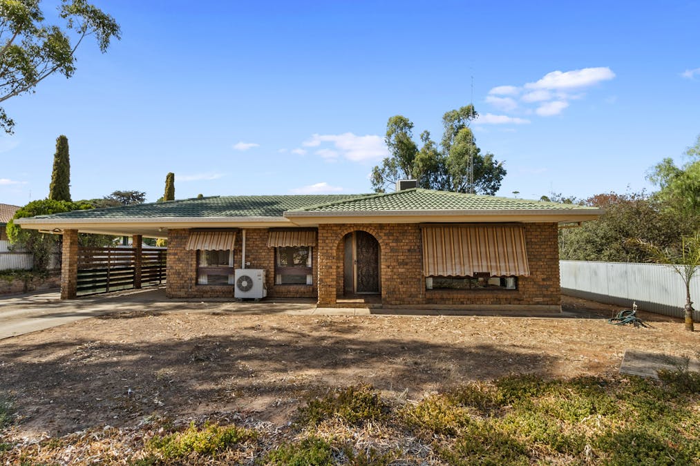 10 Kingston Street, Burra, SA, 5417 - Image 2