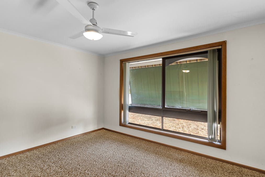 10 Kingston Street, Burra, SA, 5417 - Image 13