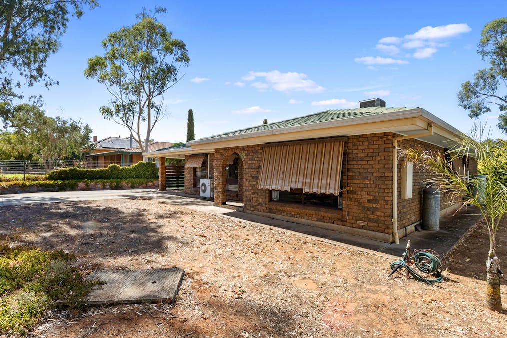10 Kingston Street, Burra, SA, 5417 - Image 22