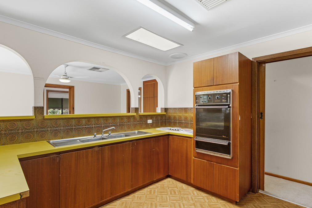 10 Kingston Street, Burra, SA, 5417 - Image 5