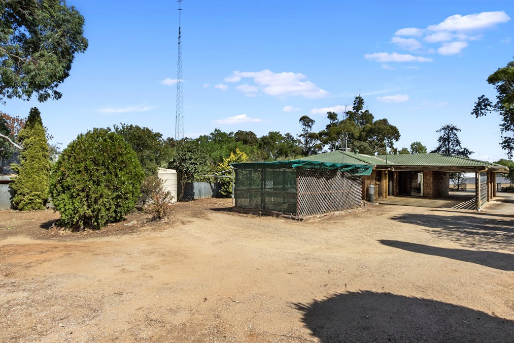 10 Kingston Street, Burra, SA, 5417 - Image 19