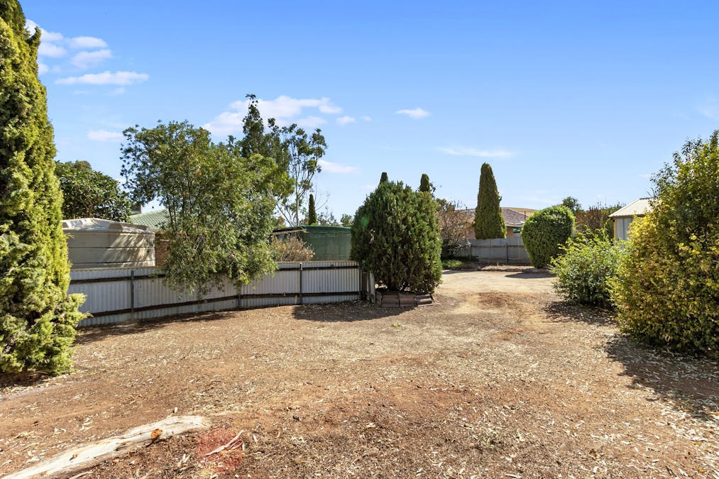 10 Kingston Street, Burra, SA, 5417 - Image 20