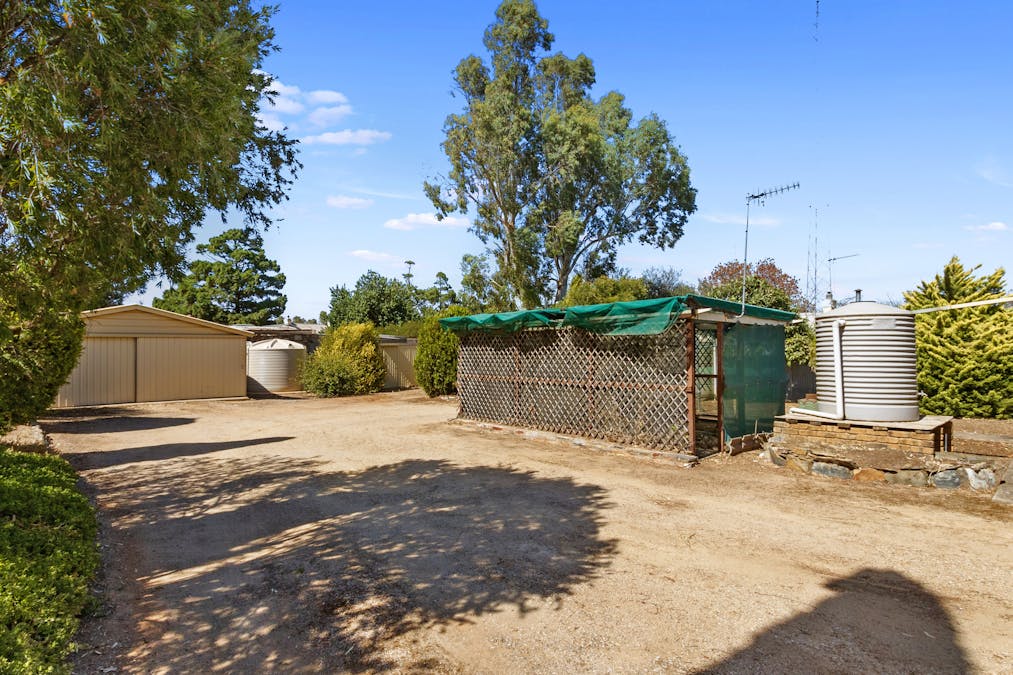 10 Kingston Street, Burra, SA, 5417 - Image 21